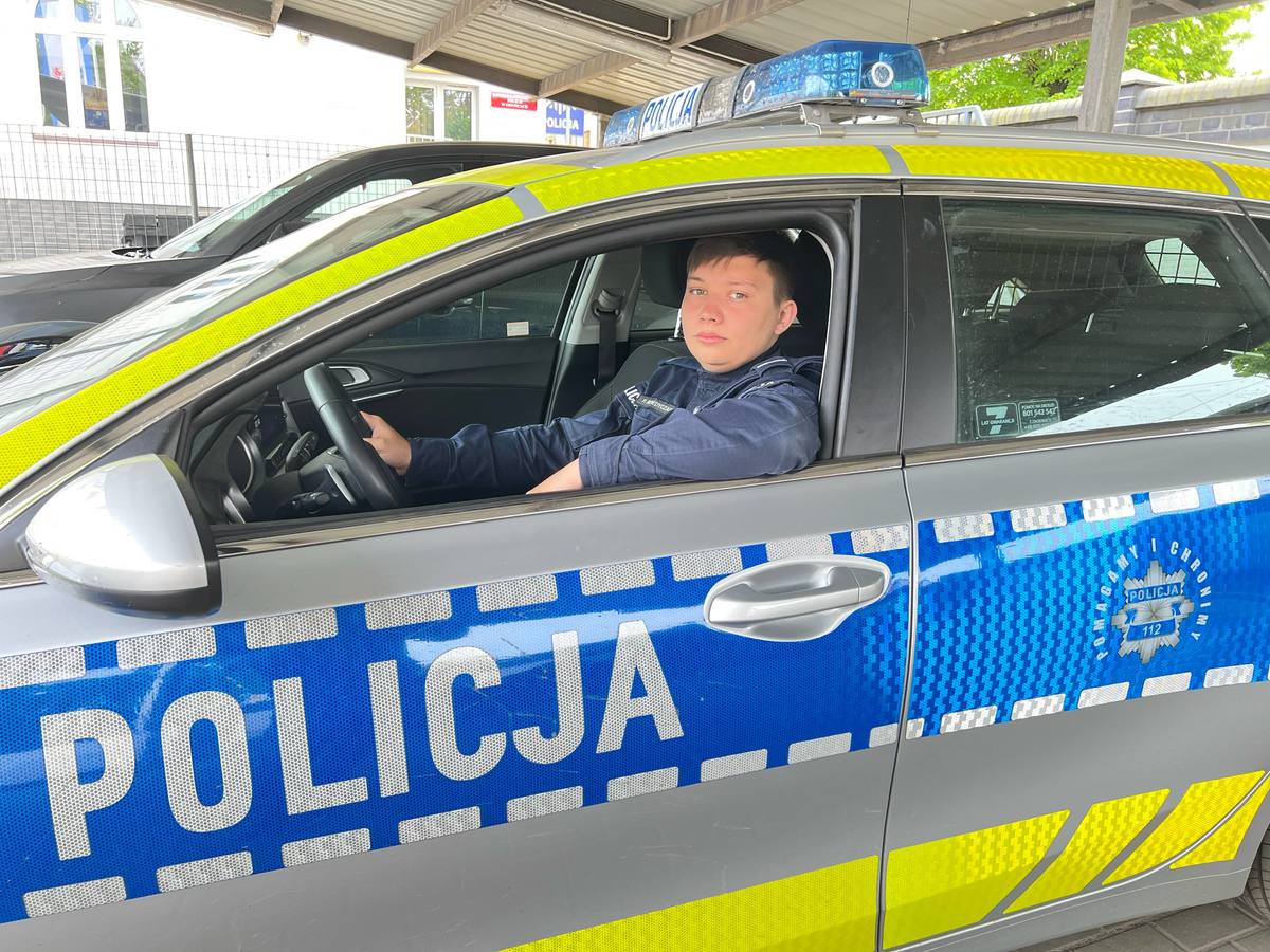 Policjant w czasie wolnym od służby zatrzymał nietrzeźwego kierowcę